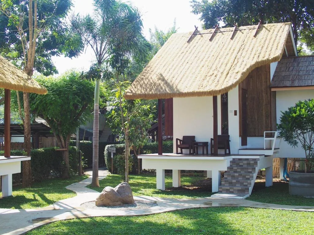 Deluxe Cottage — Pai Country Hut